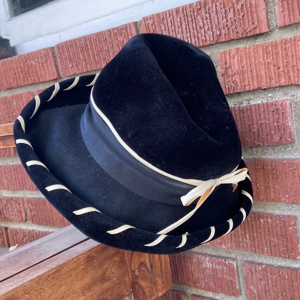 Vintage Mr John Classic New York Paris Velvet